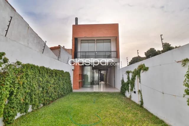 En venta duplex cuarto barrio Luque ID 39639, foto 3