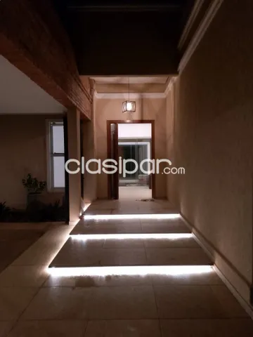 En venta elegante residencia en Luque, foto 4