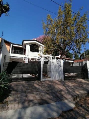 En venta casa en el Barrio Mburucuyá, Asunción Id: 39681