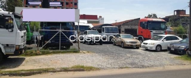 Amplio terreno comercial sobre avda madame lynch — foto 1