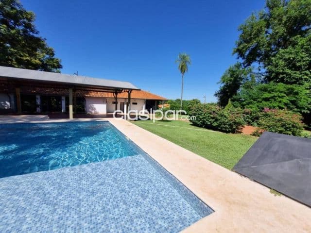 En venta quinta para eventos en caacupe - cabañas — foto principal