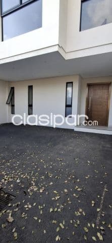 Lujoso Duplex de 210 m2 en el Barrio Herrera - CLHO7314270 — foto 1