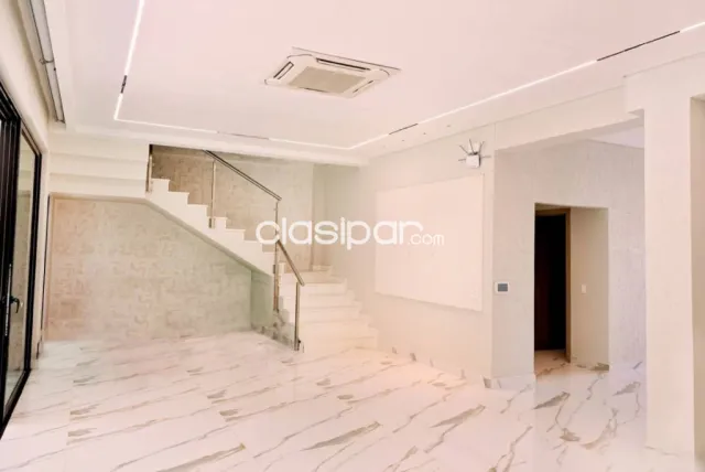 Lujosa y confortable casa de 3 dormitorios y piscina en Lambaré, zona del yacht, foto 4