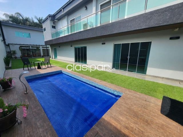 Casa en Venta, de 5 dormitorios en Suite, Zona Barrio San Cristobal