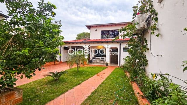 Casa en San Lorenzo!!