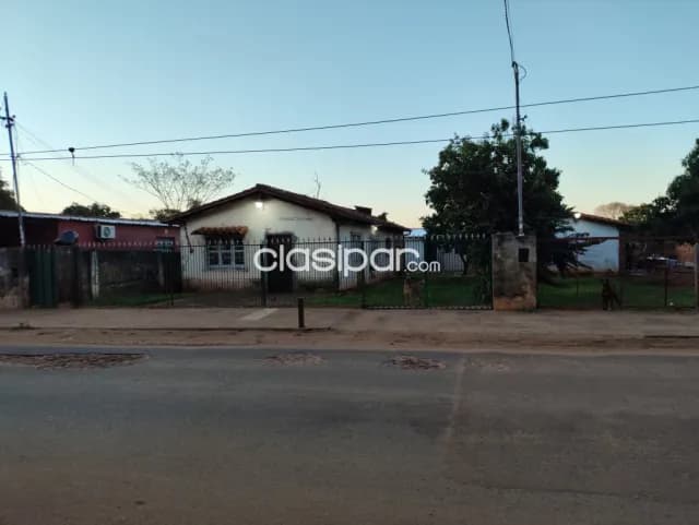 Casa en San Lorenzo en esquina sobre asfalto 390 mtrs cuadrados, foto 2