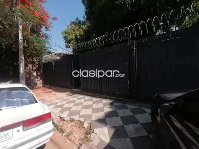 Casa de 4 habitaciones en el barrio Las Mercedes (13,34 X 20) cod 5523, foto 3