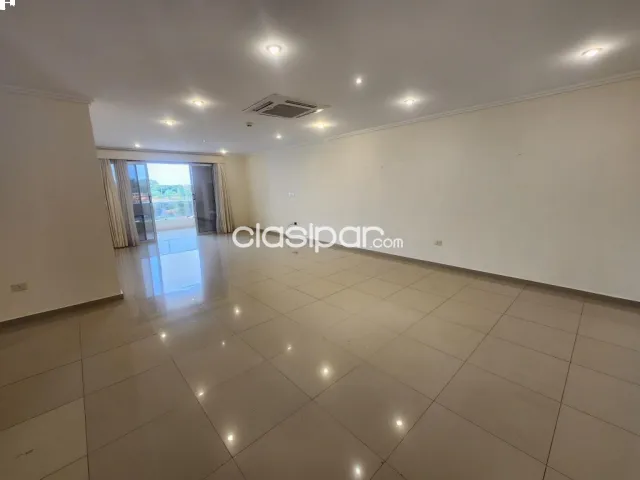 Departamento en alquiler zona Casa Rica Molas López, foto 2