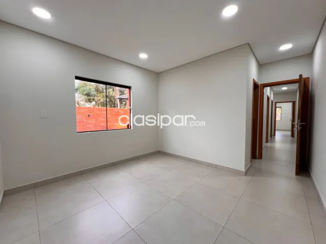 Casa en barrio cerrado miraflores mora kue Luque — foto 2