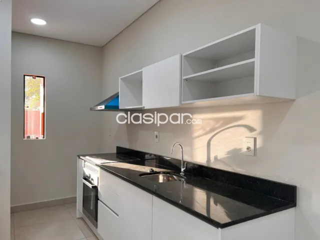 Casa en barrio cerrado miraflores mora kue Luque — foto 3
