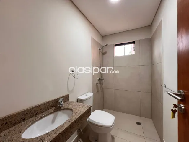 Casa en barrio cerrado miraflores mora kue Luque — foto 4