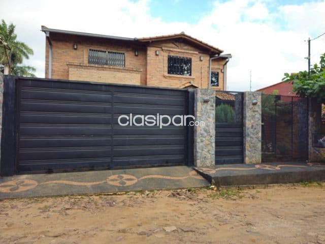 Casa en Fernando de la Mora zona laguna grande — foto 1
