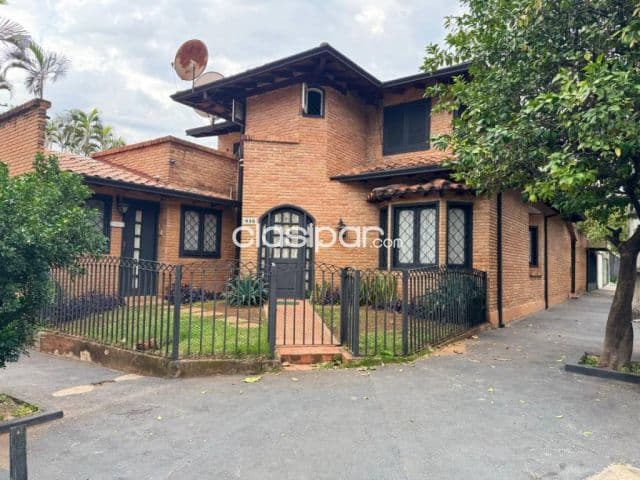 En venta casa en Barrio Jara Asunción ID 38608