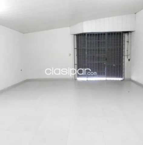 Avda. Mme. Lynch y mcal. Lopez: 360 m2, importante depósito, conectividad logística, foto 3