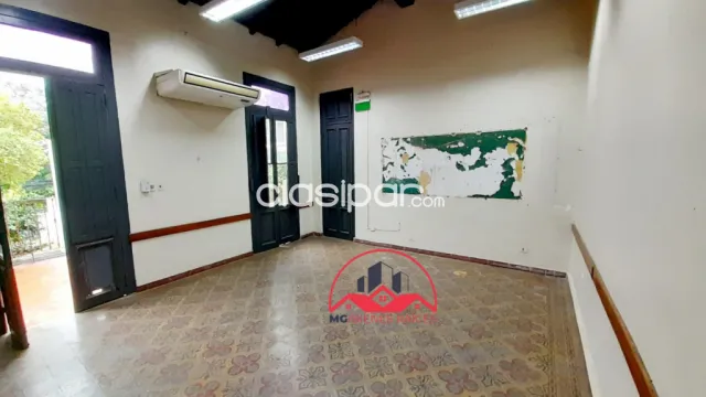 Amplia casa ideal para universidad, colegio, empresa avda españa — foto 5