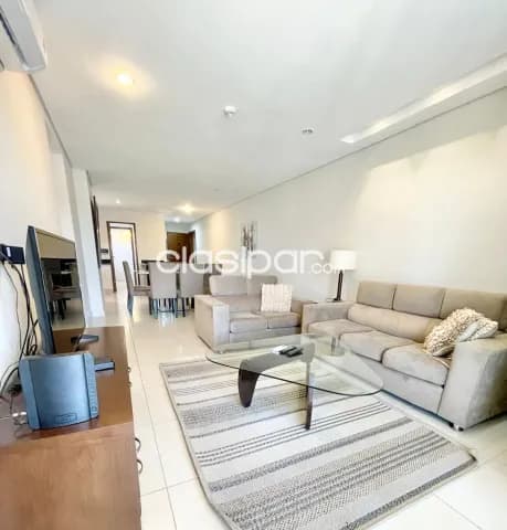 En Alquiler Departamento Amoblado de 2 Habitaciones en Villa Morra A116, foto 3