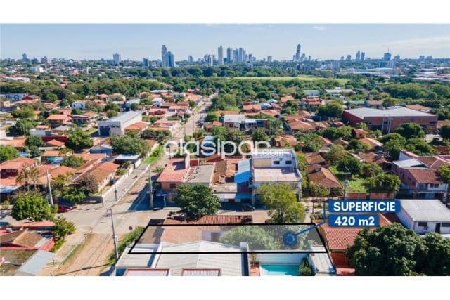Esquina comercial en fdo zona norte