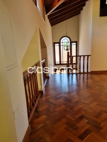 Manora, prox. Asa: Elegante residencia, p/ casa u oficina, grandes ambientes, 3 niveles, foto 5