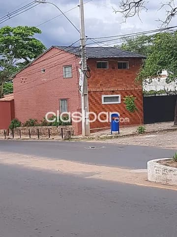 Casa de 3 dormitorios con piscina en Centro de San Bernardino sobre Ruta a Luque — foto 2