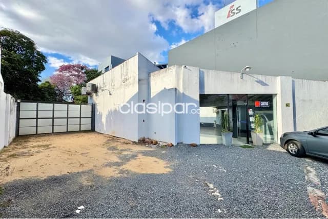 Terreno c/2 locales comerciales alquilados s/tte.vera-ycua sati /17 mtrs de frente — foto 4