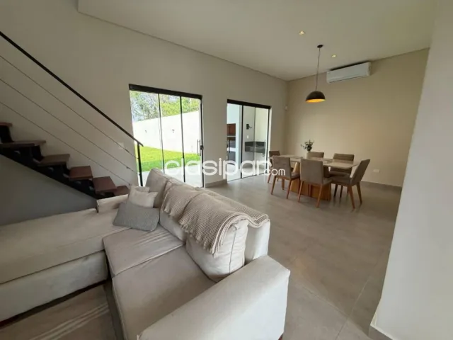 Hermoso y amplio dúplex de 3 dormitorios en excelente ubicación en loma merlo — foto 4