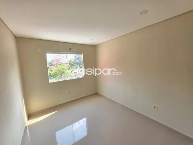 Duplex en Lambare a 2 cuadras de República Argentina Barrio Santa Lucía. RENTADO, foto 3