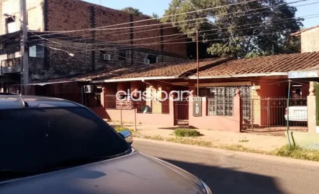 pieza frente al SNPP de San Lorenzo — foto 2