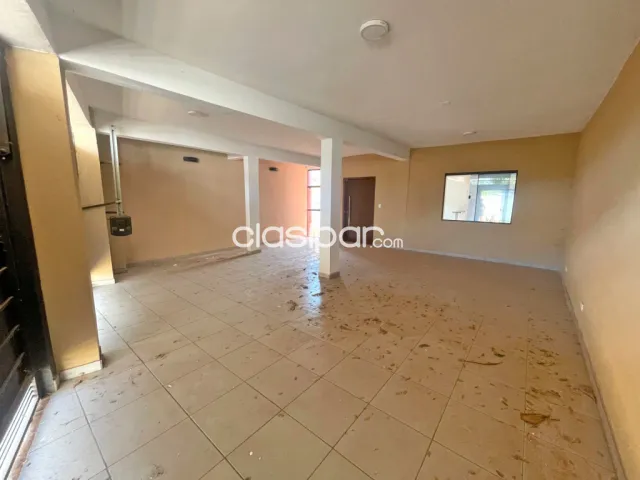 ¡Oportunidad única en Luque! Casa a estrenar con excelente ubicación y potencial de valori — foto 3