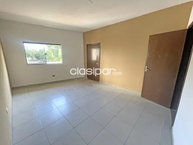¡Oportunidad única en Luque! Casa a estrenar con excelente ubicación y potencial de valori — foto 4