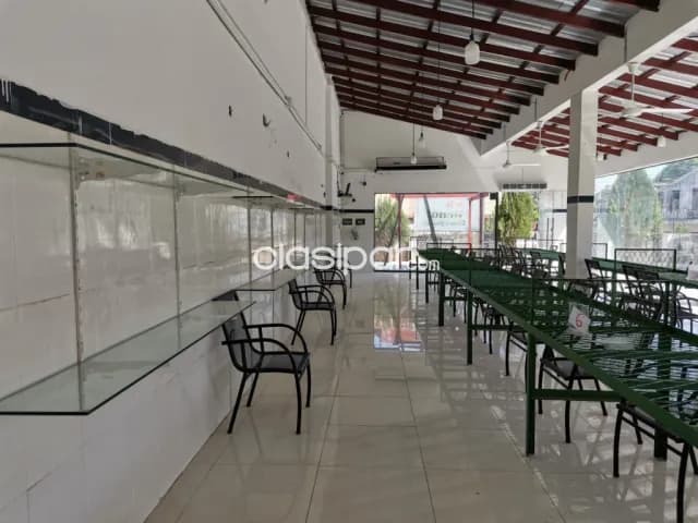 Local comercial con showroom a estrenar en esquina 220,000 usd — foto 5