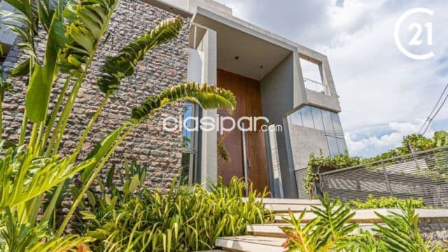 En venta moderna Residencia de Lujo en Asunción