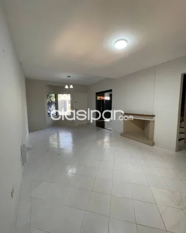 Duplex en barrio mburucuya — foto 2