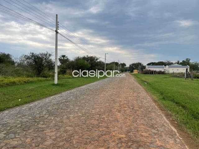 Terreno en Surubii 1.290 m2, se puede financiar o recibir vehiculo a cuenta