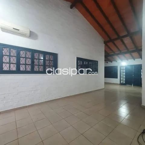 Amplia casa con jardin, foto 5