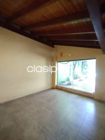 Casa con salon comercial en Luque zona campo via, foto 4