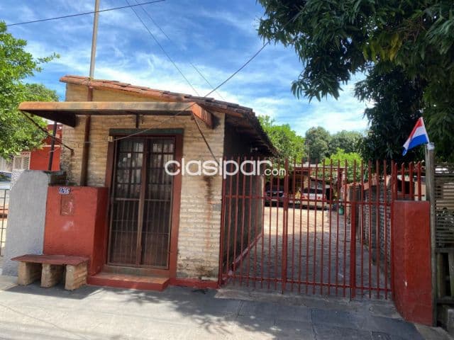 🏡 Casa en venta – Barrio San Vicente, Asunción