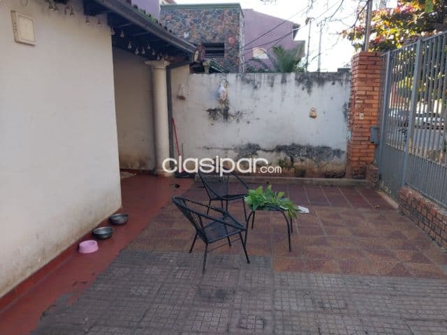 casa a refaccionar o demoler en Cuarto Barrio Luque — foto 1
