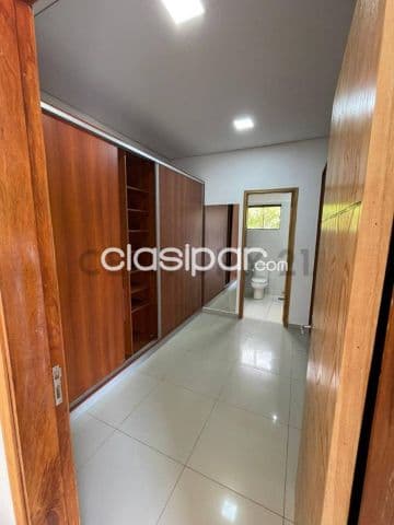 Casa en Luque a 2 cuadras de la avda campo via