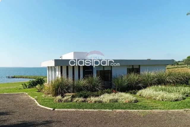 Casa c/piscina y playa privada en country paraqvaria aero y marina club-cnel.bogado — foto 3