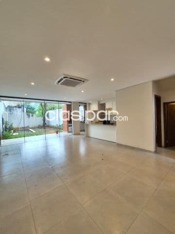 Duplex en Luque Zona Conmebol