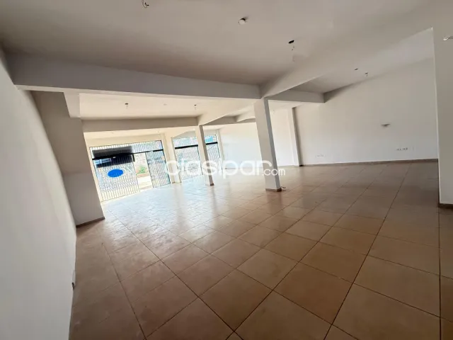 Salon comercial en Ciudad del Este km 4 cod 4321, foto 5