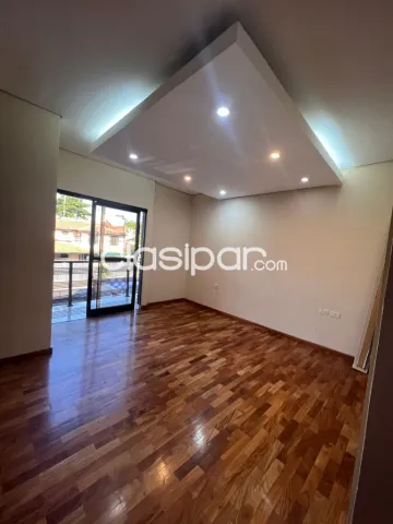 Duplex de 180 m2 en San Cristobal a Media Cuadra de Mcal. López-LHO7375198 — foto 3