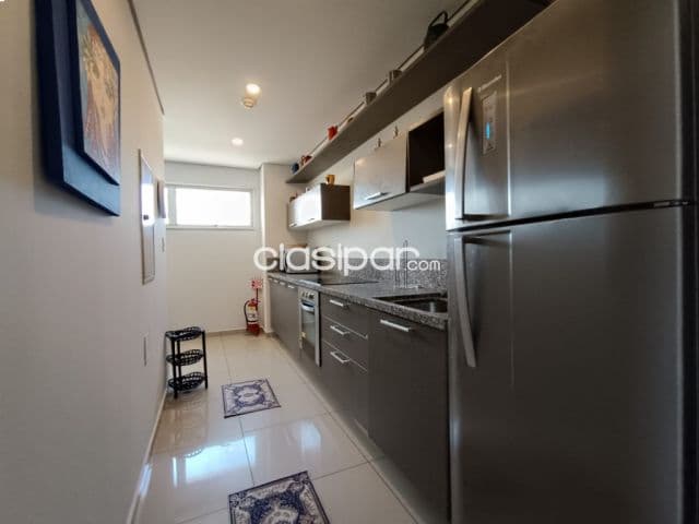 Dpto de 2 dormitorios amoblado, barrio villa aurelia