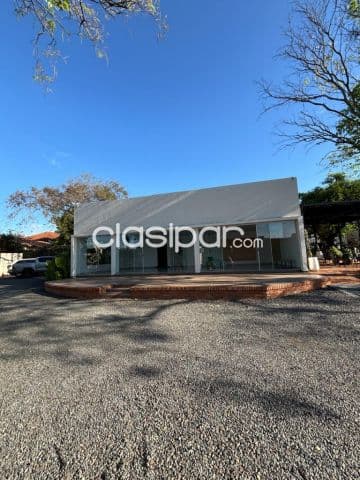 Paseo manantiales, ykua satí: 132.5 m2, ideal p/ gastronómicos, amplios ambientes, parking