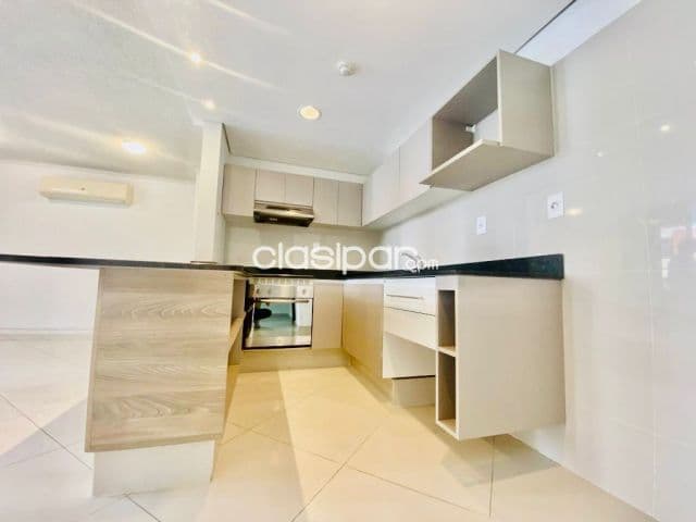 Departamento en parque peron