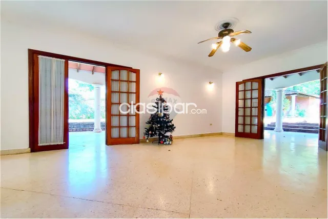 Vta.casa 2 plantas esquina terreno 960m2 ita enramada-asuncion, foto 4
