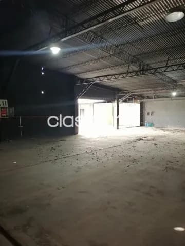 Doy en alquiler amplio local con deposito en Asunción los laureles — foto 3