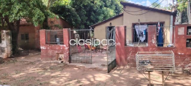 En Venta terreno a 3 minutos del Colegio Gutenberg y de la Av. Cacique Lambaré — foto 1