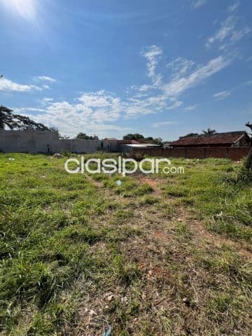 terreno de 726 m2 en Fernando de la Mora — foto 1