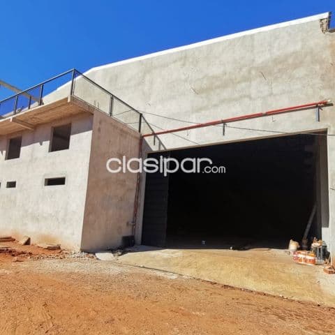 depósito de 1.183 m2 en Villa Elisa